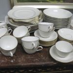 562 4211 DINNER SET